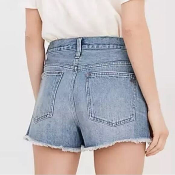 Madewell 100% Cotton Distressed Relaxed Denim Short in Homecrest Wash - 27 - Picture 2 of 12